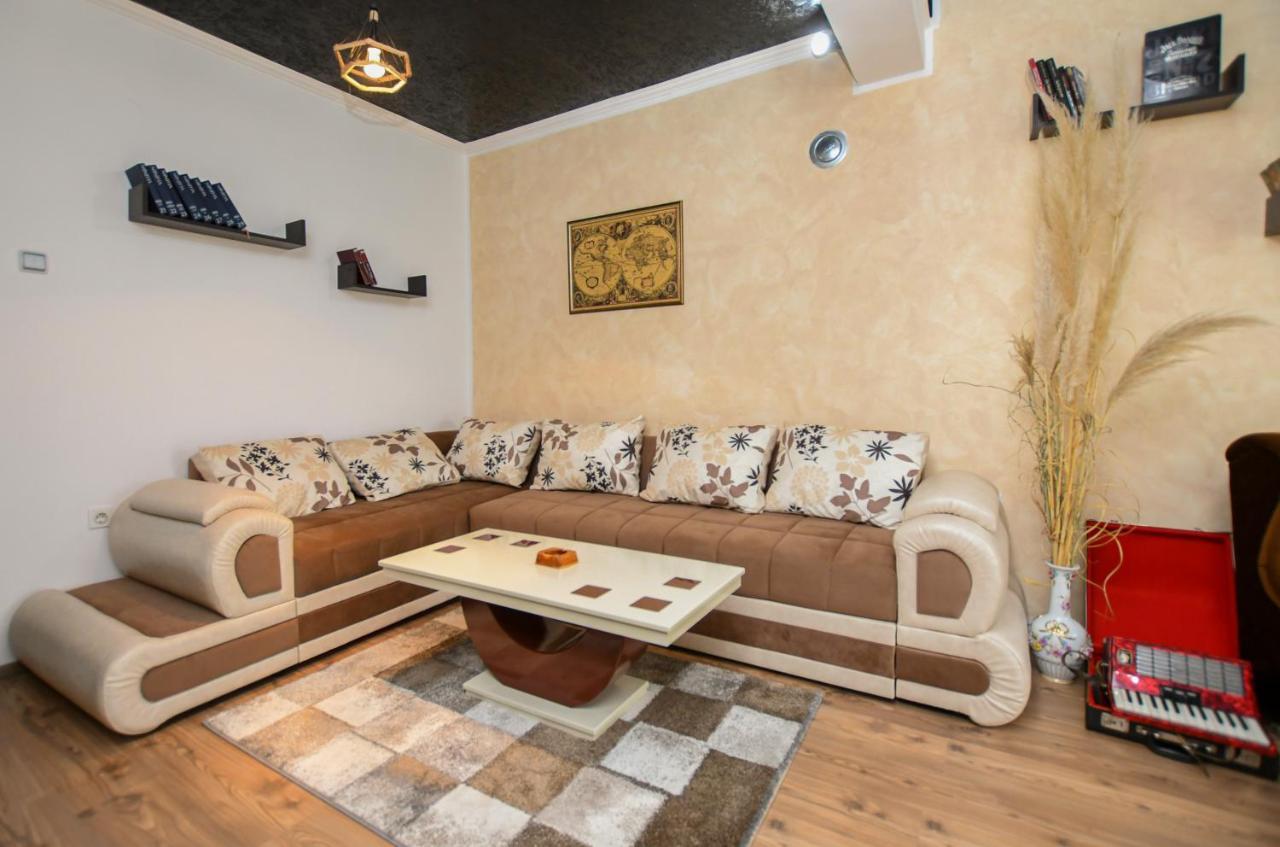 Apartman Pejovic Cladova Exterior foto